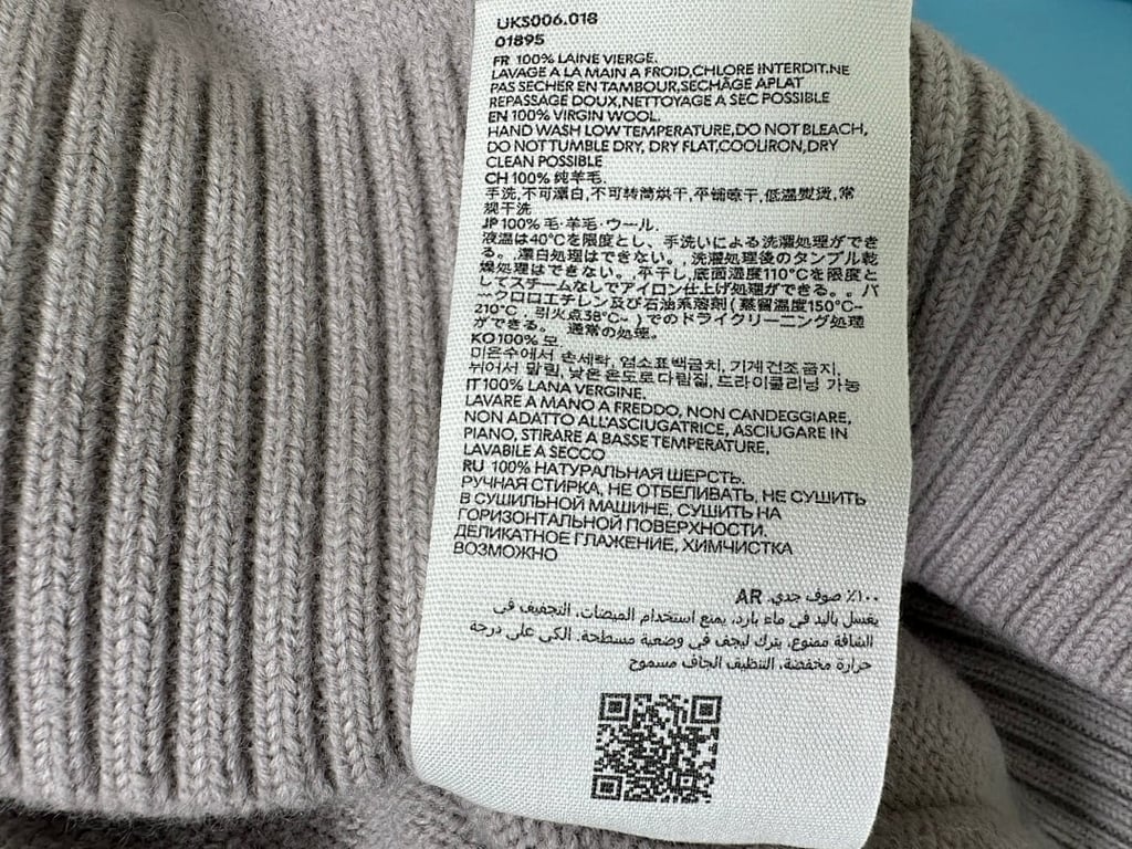 Ami Paris Ami de Coeur Merino Wool Sweater - 24