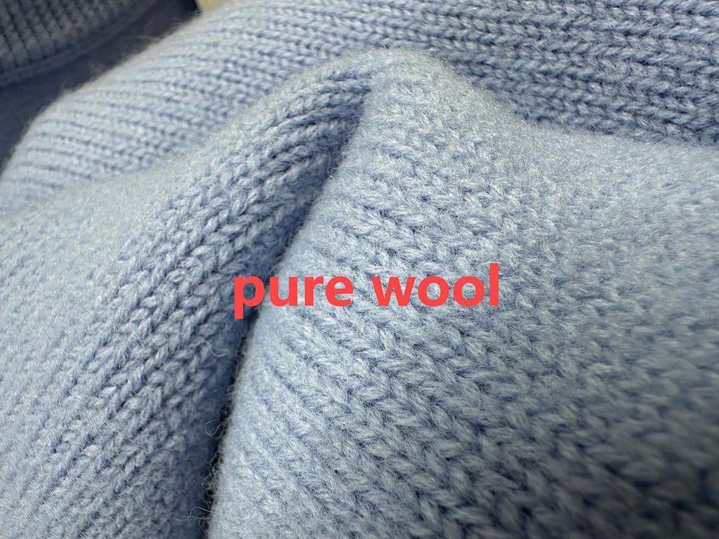 Ami Paris Ami de Coeur Merino Wool Sweater - 80