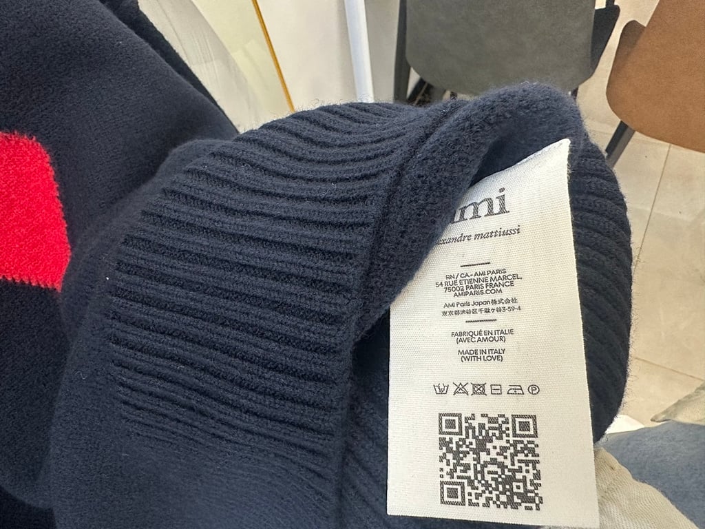 Ami Paris Ami de Coeur Crewneck Sweater - 51