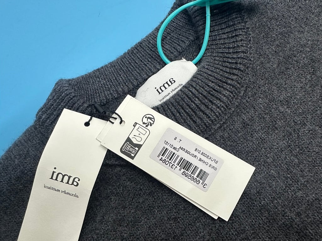 Ami Paris Ami de Coeur Crewneck Sweater - 74