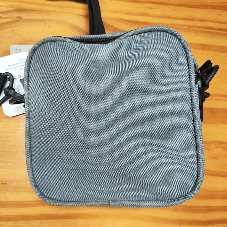 Carhartt WIP Essentials Bag - 27