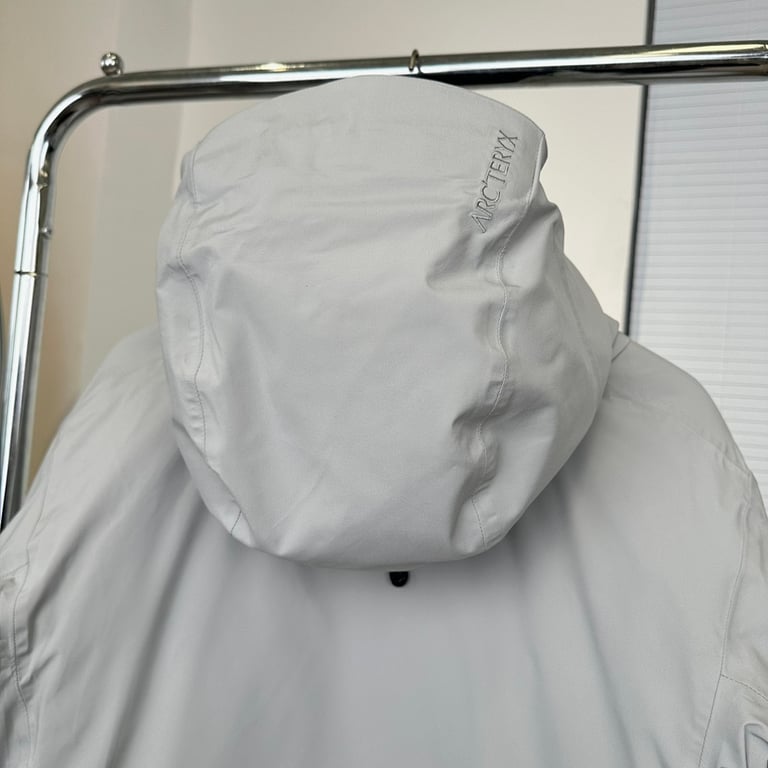 Arc'teryx Beta Down Jacket - 16