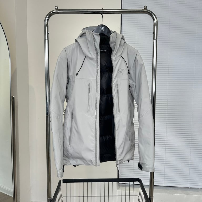 Arc'teryx Beta Down Jacket - 18
