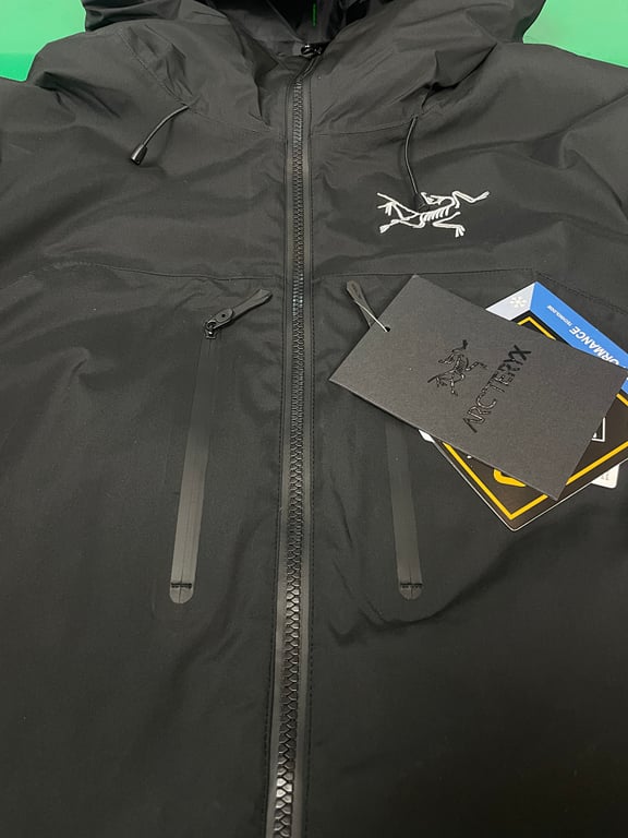 Arc'teryx Beta Down Jacket - 29