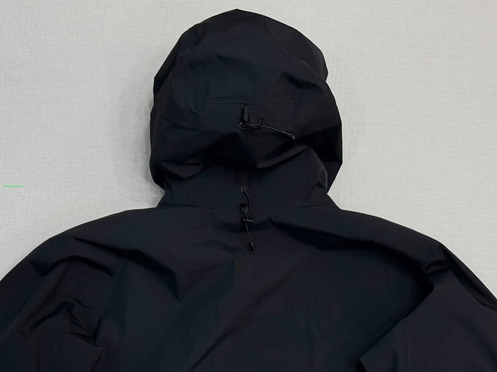 Arc'teryx Alpha SV7 3-in-1 Down Jacket - 42