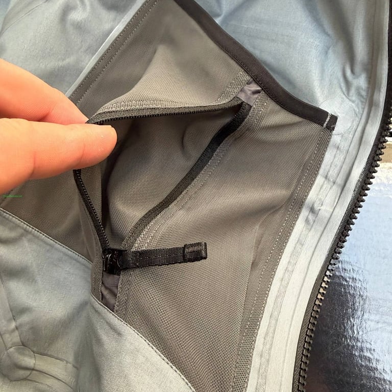 Arc'teryx Rush Ski Jacket Black - 22