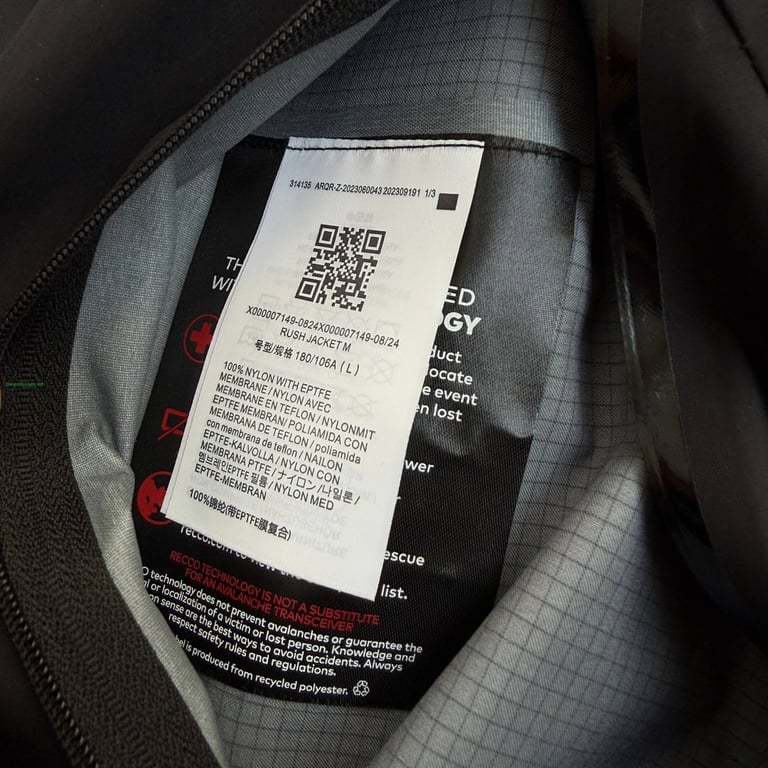 Arc'teryx Rush Ski Jacket Black - 26