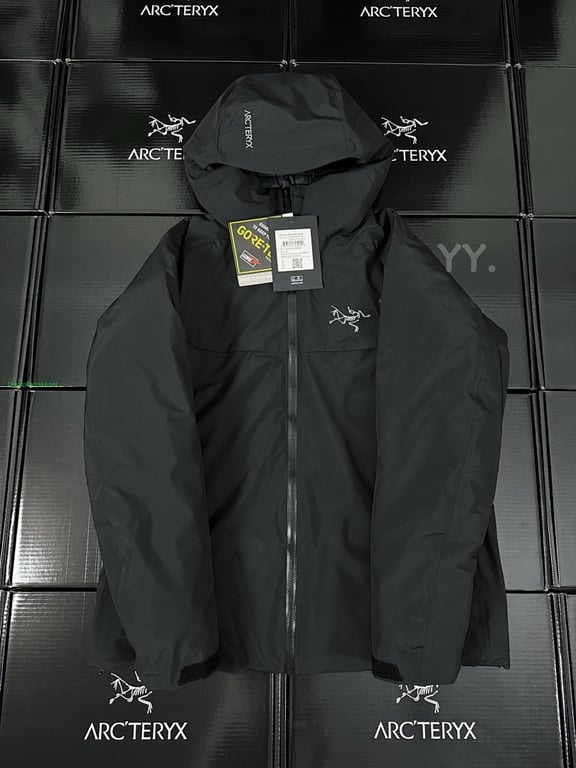 Arc'teryx Macai Hooded Jacket - 10