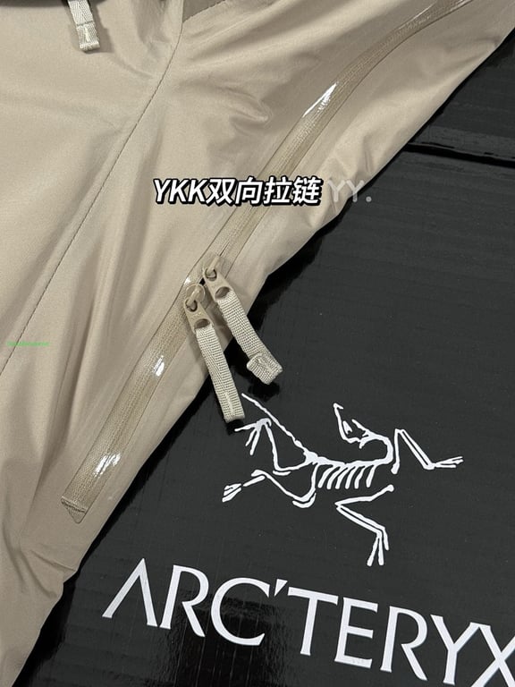 Arc'teryx Macai Hooded Jacket - 13