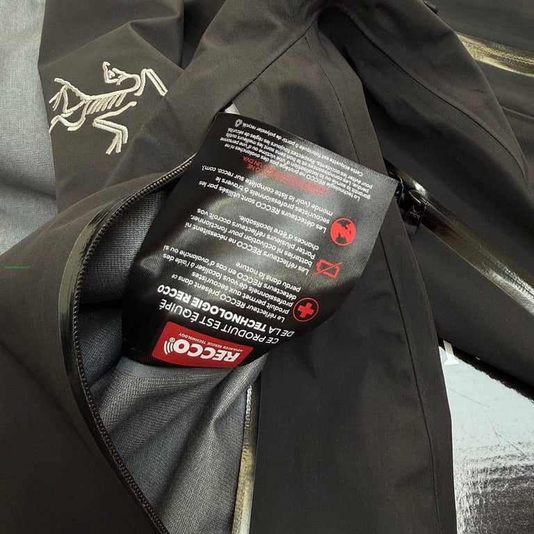 Arc'teryx Sabre Ski Jacket Black - 17