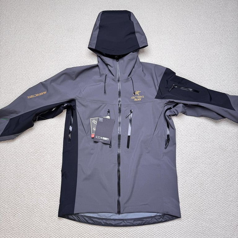 Arc'teryx x Palace Shell Jacket Grey Black - 13