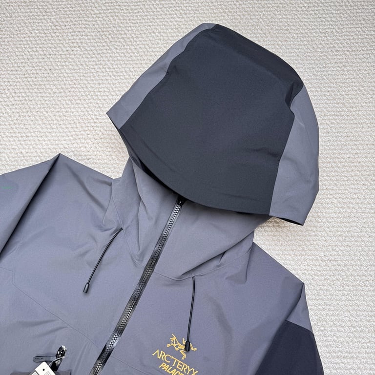 Arc'teryx x Palace Shell Jacket Grey Black - 14