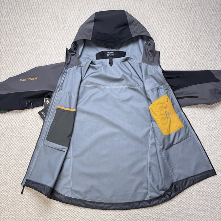 Arc'teryx x Palace Shell Jacket Grey Black - 15