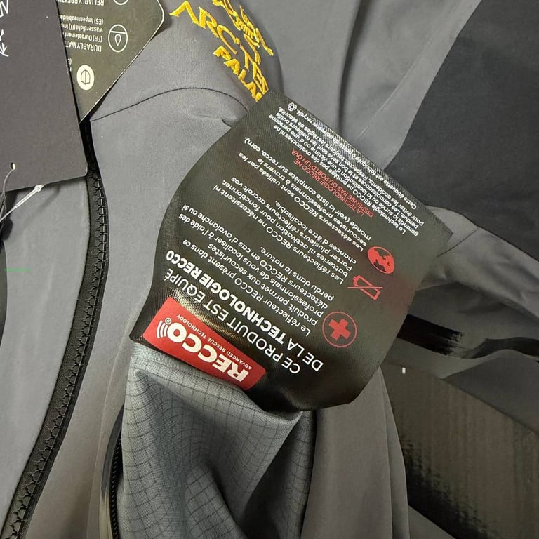 Arc'teryx x Palace Shell Jacket Grey Black - 30