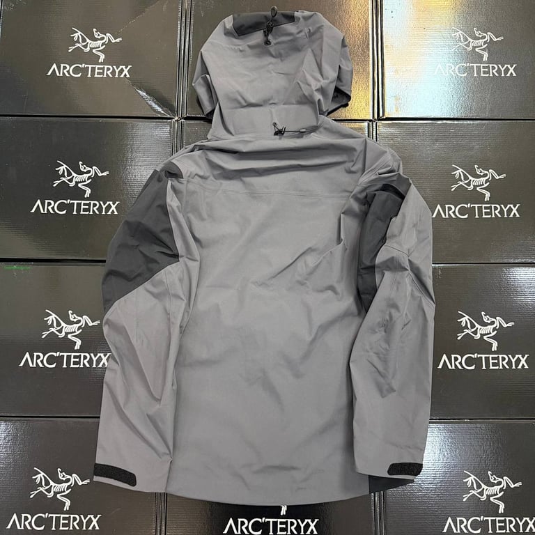 Arc'teryx x Palace Shell Jacket Grey Black - 37
