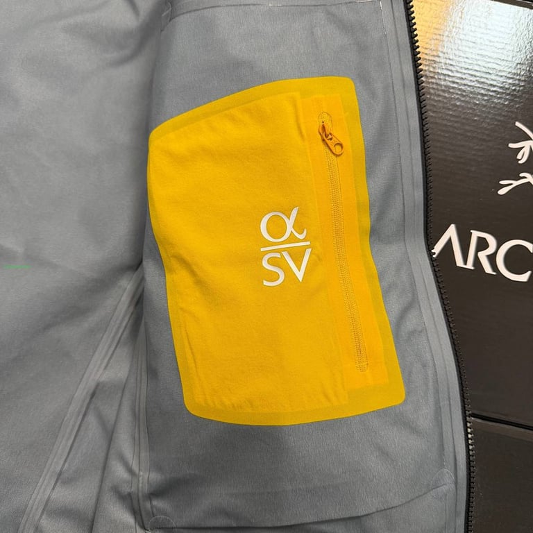 Arc'teryx x Palace Shell Jacket Grey Black - 39