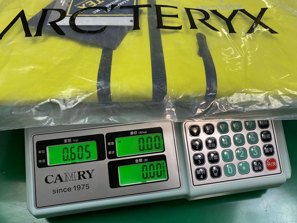Arc'teryx Alpha SV Jacket Yellow - 2