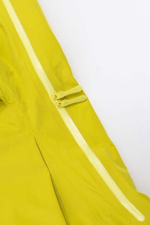 Arc'teryx Alpha SV Jacket Yellow - 21