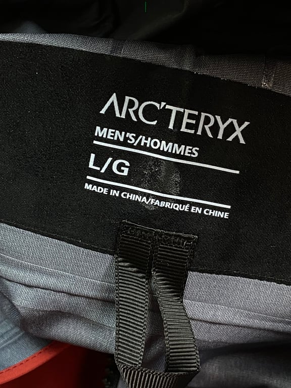 Arc'teryx Alpha SV Hardshell Jacket Burgundy - 9