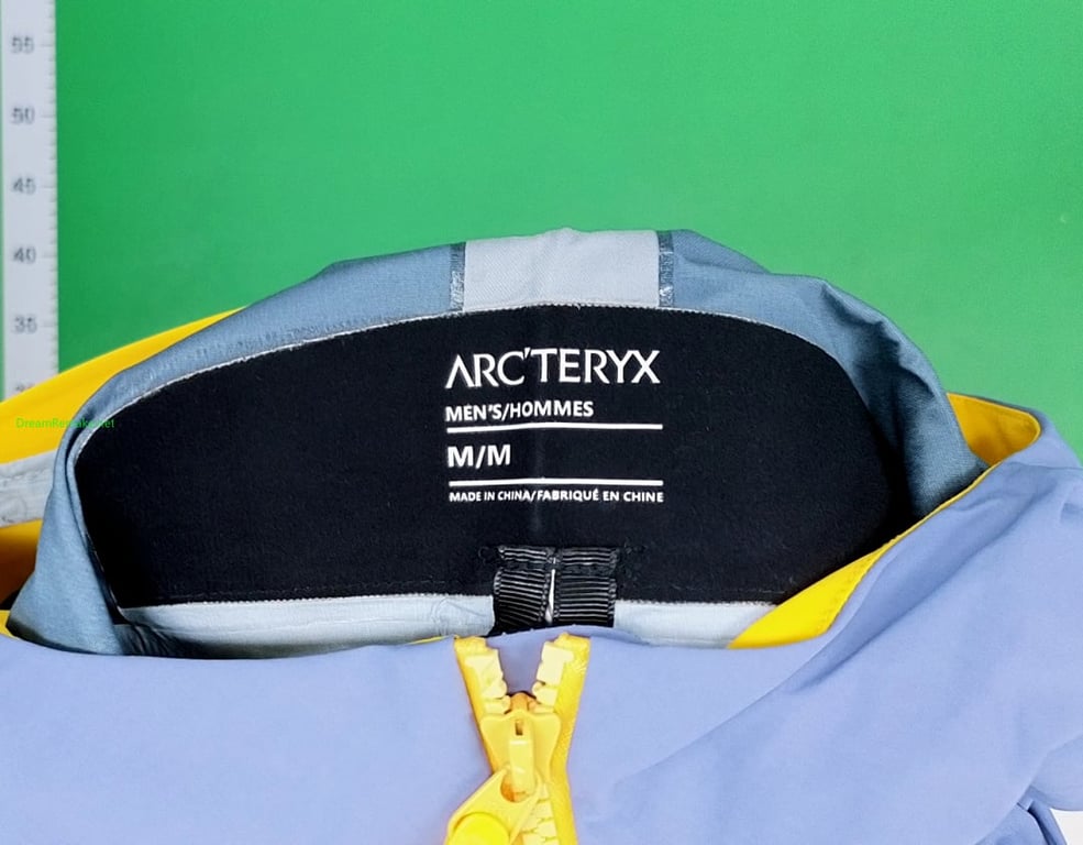 Arc'teryx SV-Snake Shell Jacket - 2