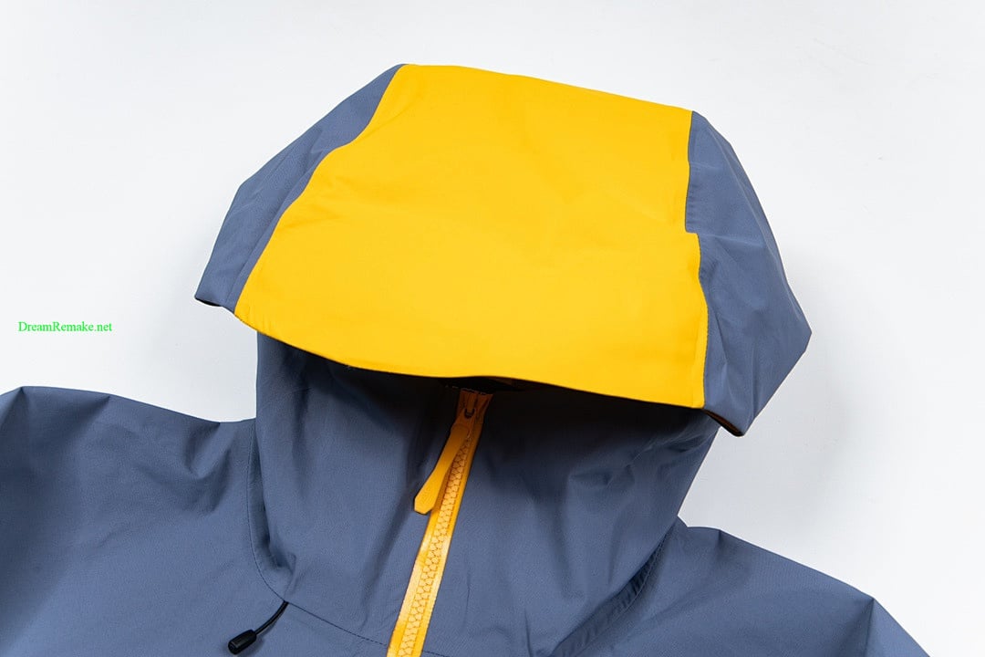 Arc'teryx SV-Snake Shell Jacket - 10
