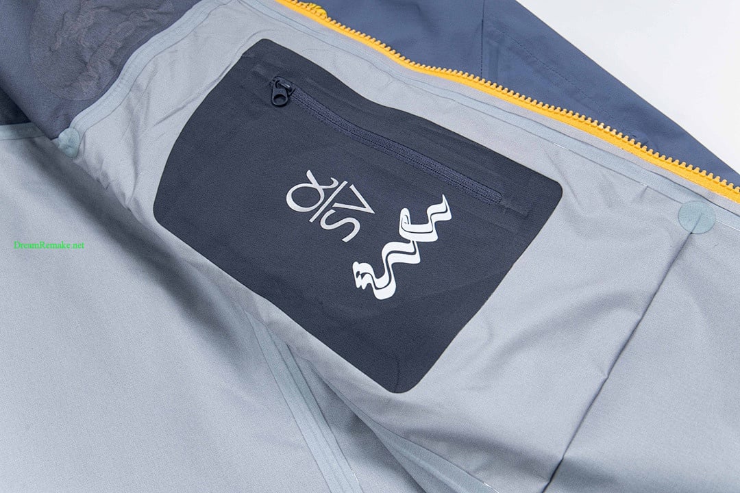 Arc'teryx SV-Snake Shell Jacket - 16
