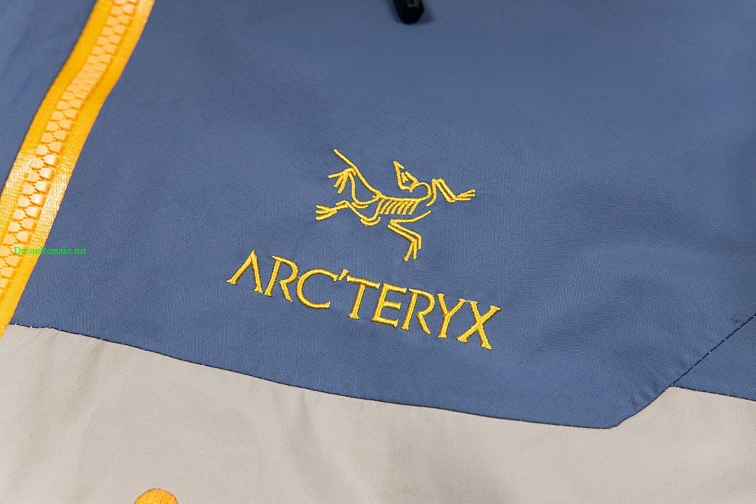 Arc'teryx SV-Snake Shell Jacket - 17