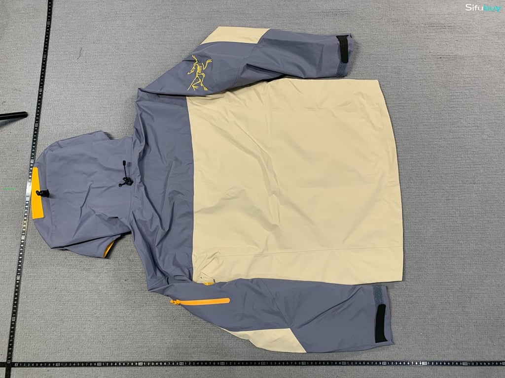 Arc'teryx SV-Snake Shell Jacket - 6
