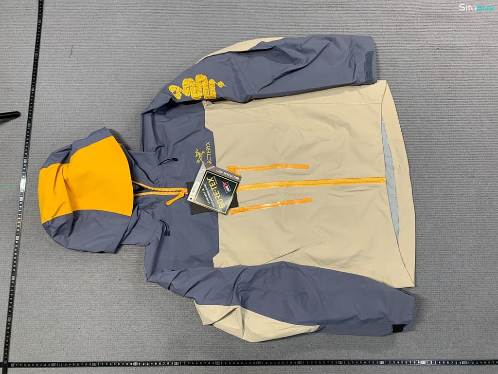 Arc'teryx SV-Snake Shell Jacket - 8