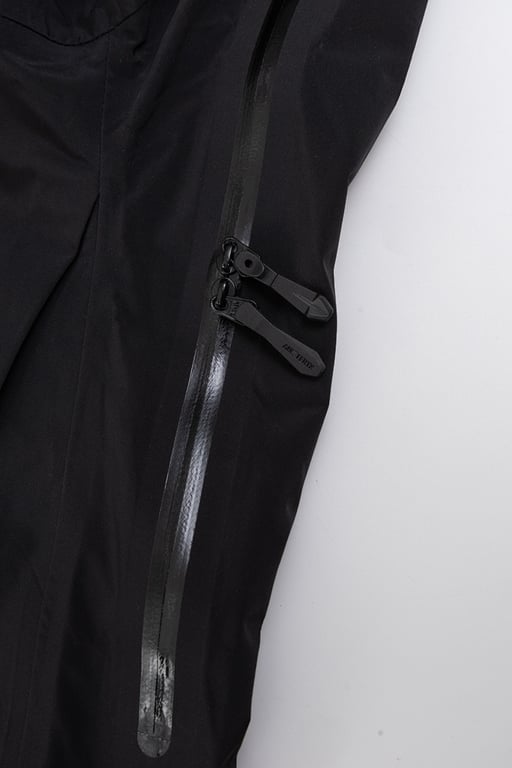 Arc'teryx Alpha SV Jacket Black - 14