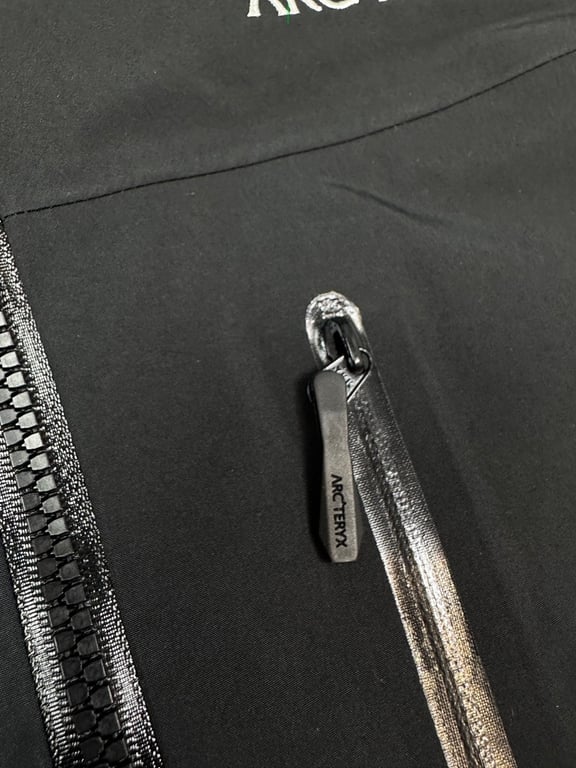 Arc'teryx Alpha SV Jacket Black - 7