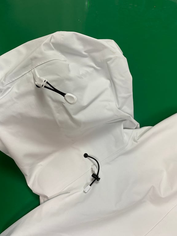 Arc'teryx Alpha SV Jacket Polar White - 11
