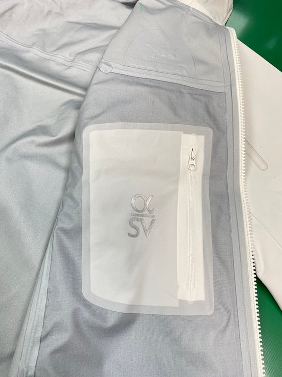 Arc'teryx Alpha SV Jacket Polar White - 7