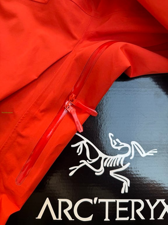Arc'teryx Alpha SV Jacket Dynasty - 7