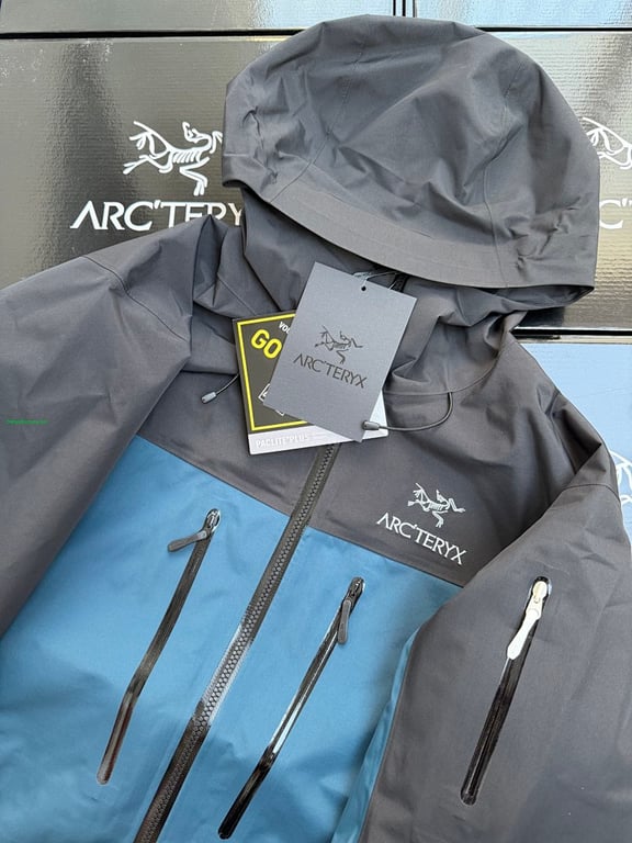 Arc'teryx Alpha SV Jacket Black Blue - 5
