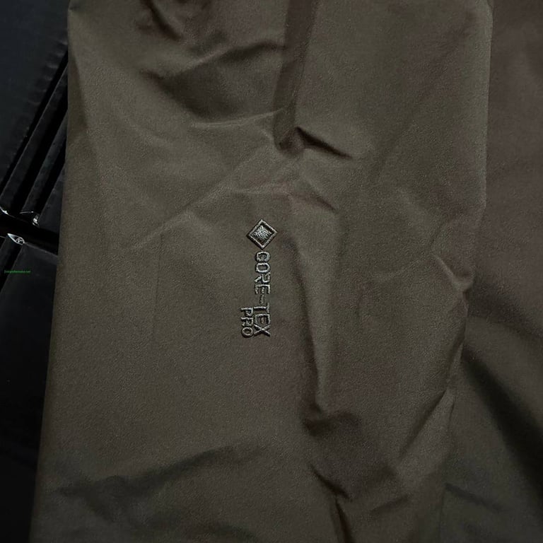 Arc'teryx Alpha SV Jacket Brown - 12