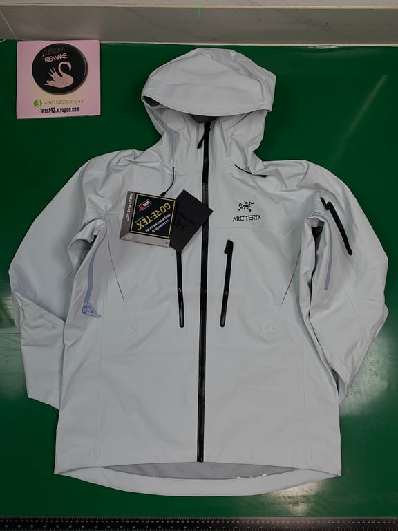 Arc'teryx Alpha SV Jacket Daybreak - 2