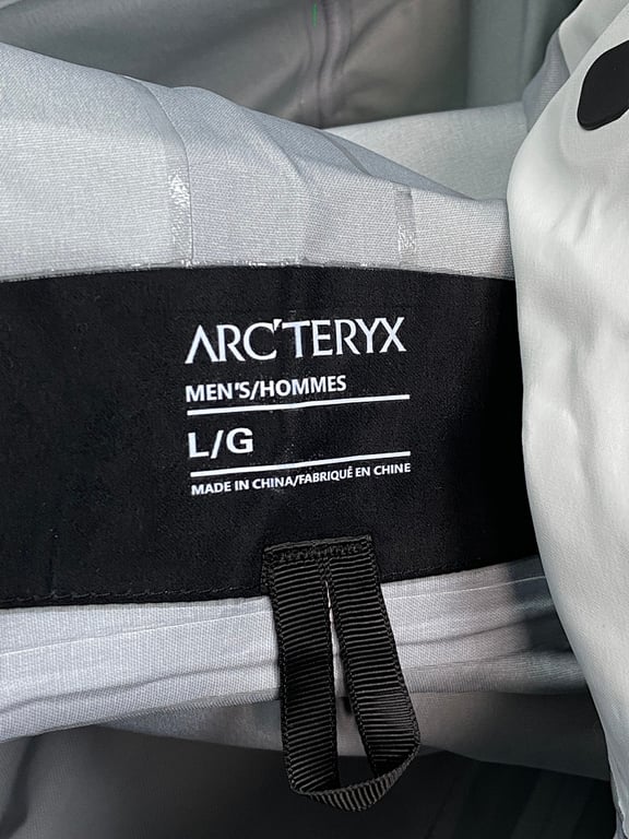 Arc'teryx Alpha SV Jacket Daybreak - 13