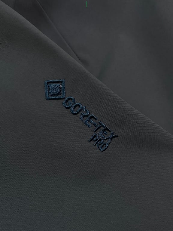 Arc'teryx Alpha SV Jacket Dark Magic - 6