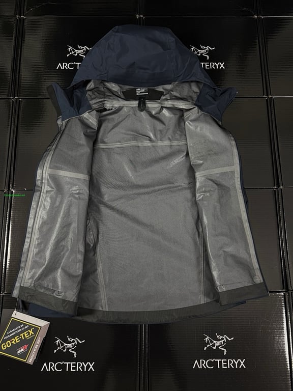Arc'teryx Beta LT Jacket Navy Nylon - 15