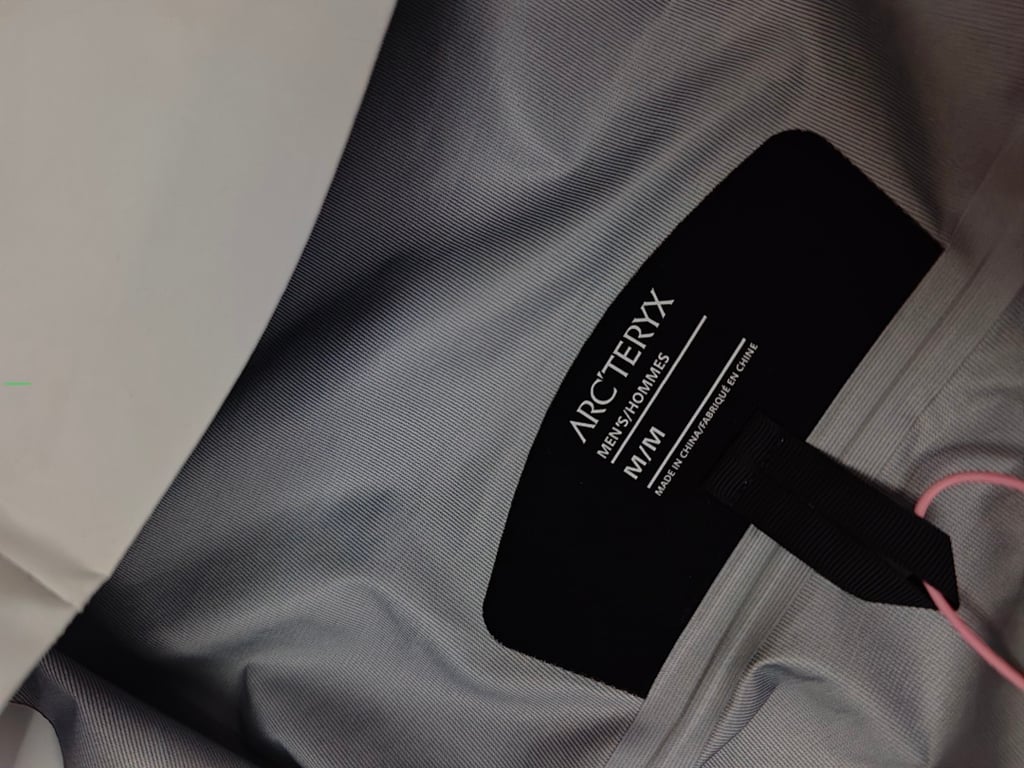 Arc'teryx Gore-Tex Paclite Plus Jacket White - 6