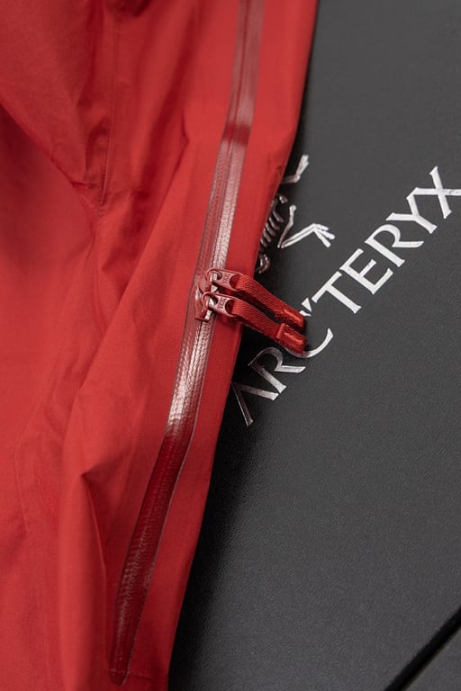 Arc'teryx Gore-Tex Shell Jacket Red - 27