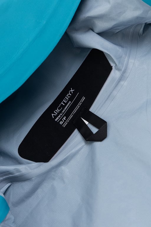 Arc'teryx Koi Blue Gore-Tex Shell Jacket - 22