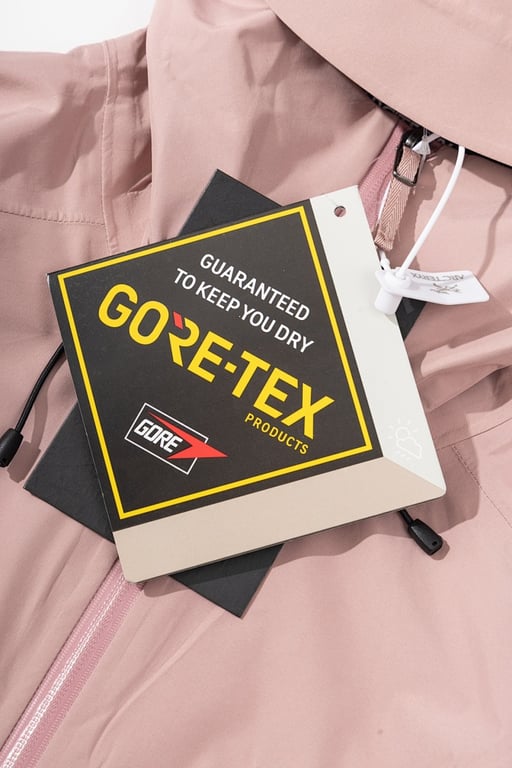 Arc'teryx Gore-Tex Hardshell Jacket Pink - 14