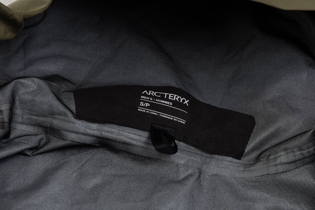Arc'teryx Vintage Green Jacket - 15