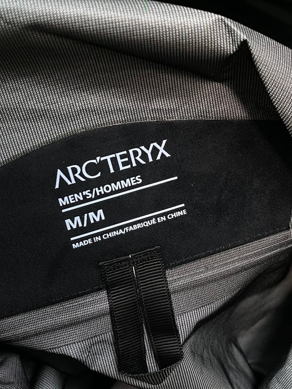 Arc'teryx Vintage Green Jacket - 4