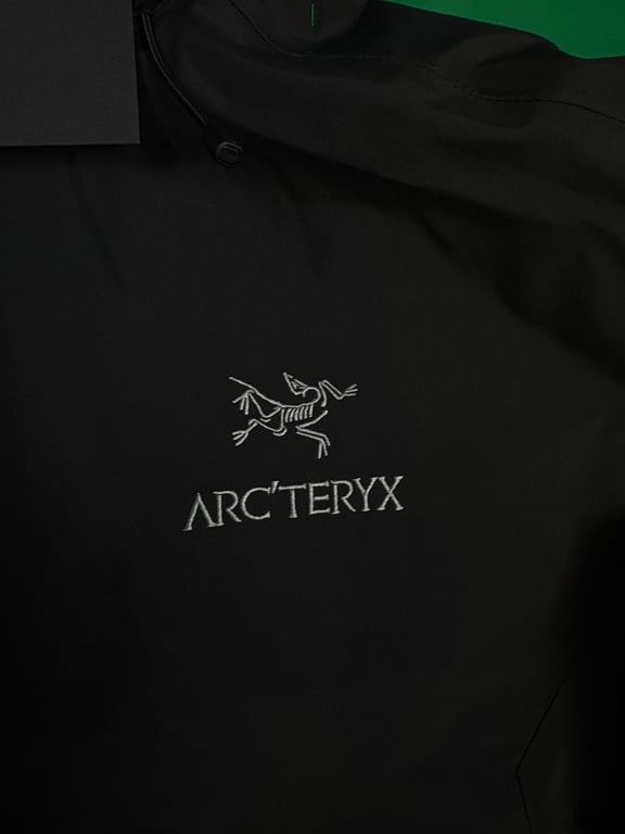 Arc'teryx Beta LT Jacket Black - 4