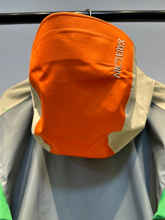 Arc'teryx Namcha Barwa Color-Block Jacket - 4