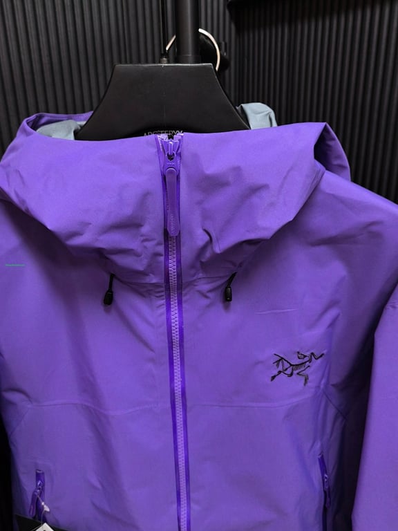 Arc'teryx Beta Lightweight Jacket Purple - 25