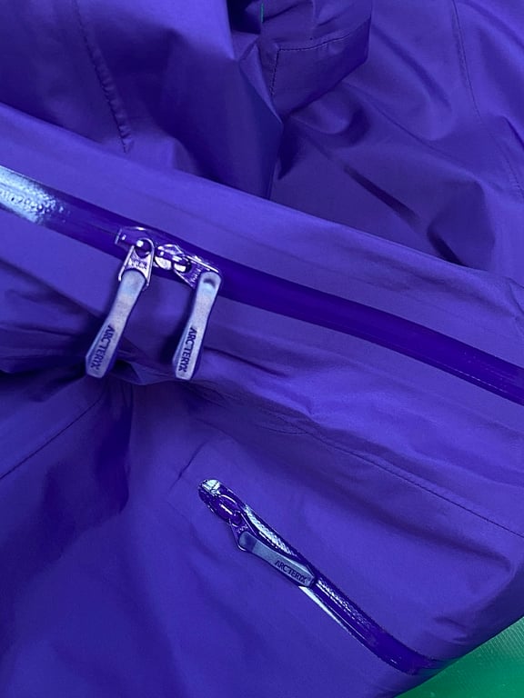 Arc'teryx Beta Lightweight Jacket Purple - 9